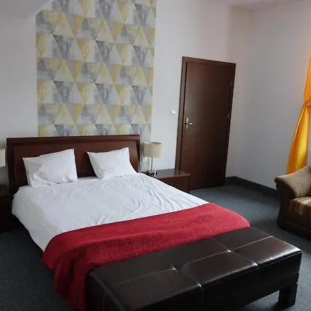 Flora Kuchnia I Wino 3* Tychy