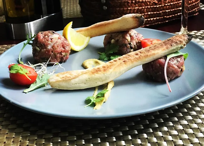 Hotel Flora Kuchnia I Wino