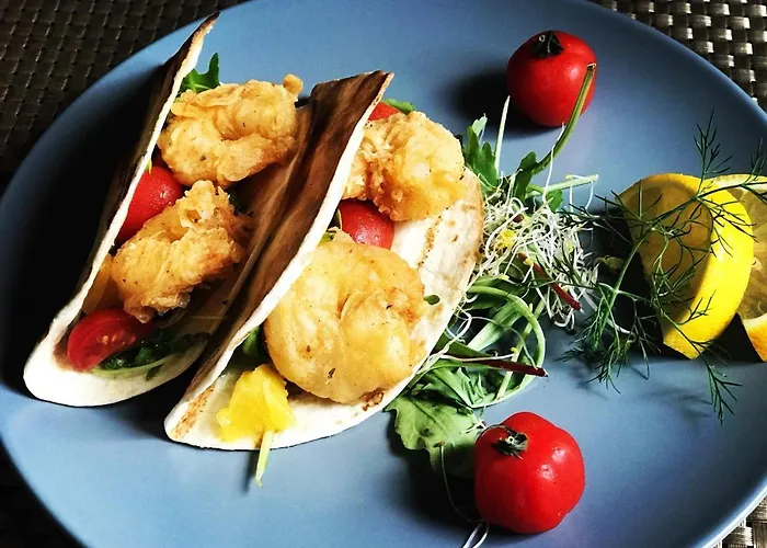 Flora Kuchnia I Wino Hotel 3*