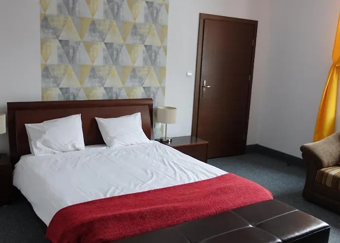 Flora Kuchnia I Wino 3* Tychy